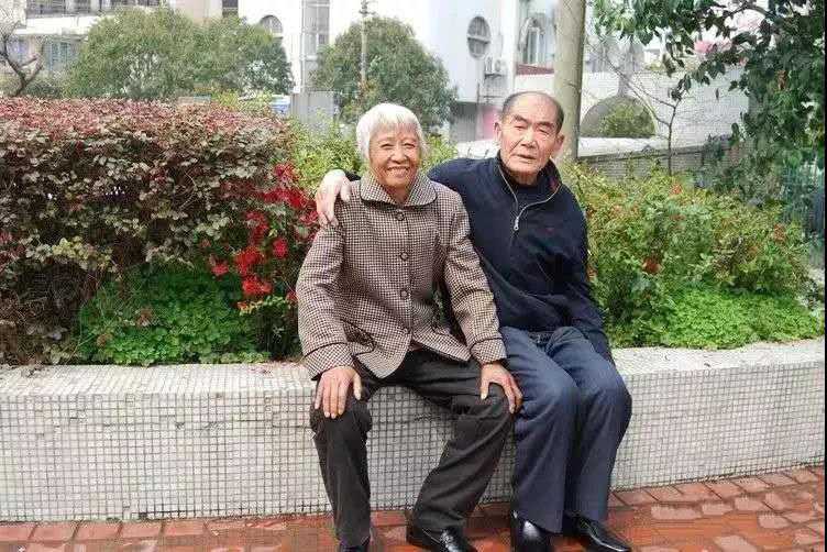 父亲的名片2.jpg